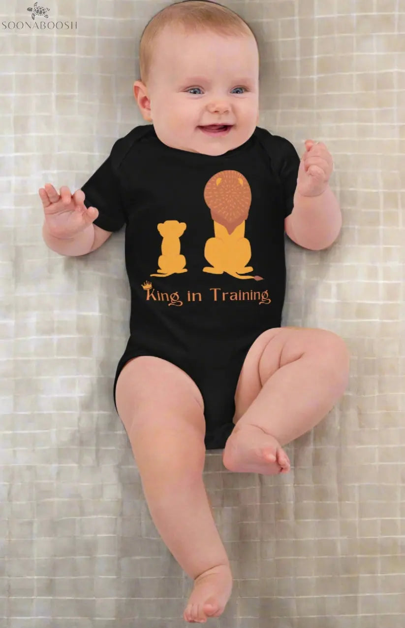 Organic cotton baby bodysuit | King in training soonaboosh
