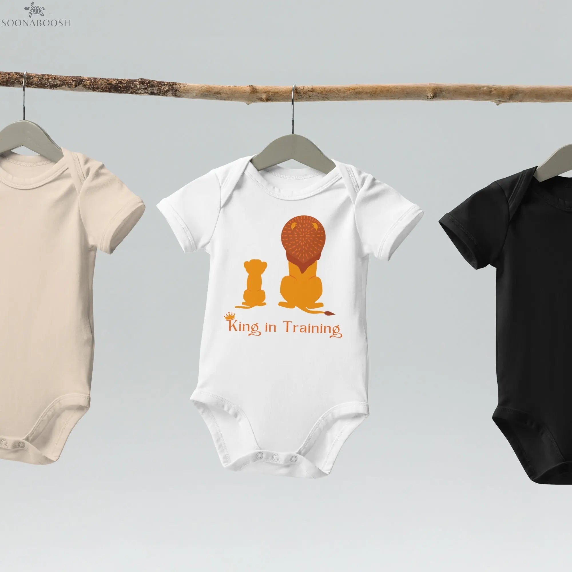 Organic cotton baby bodysuit | King in training soonaboosh
